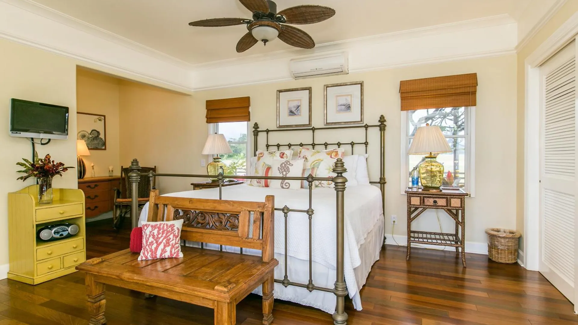 Holiday home 2Br Oceanfront Cottage In Poipu- Alekona Kauai Koloa